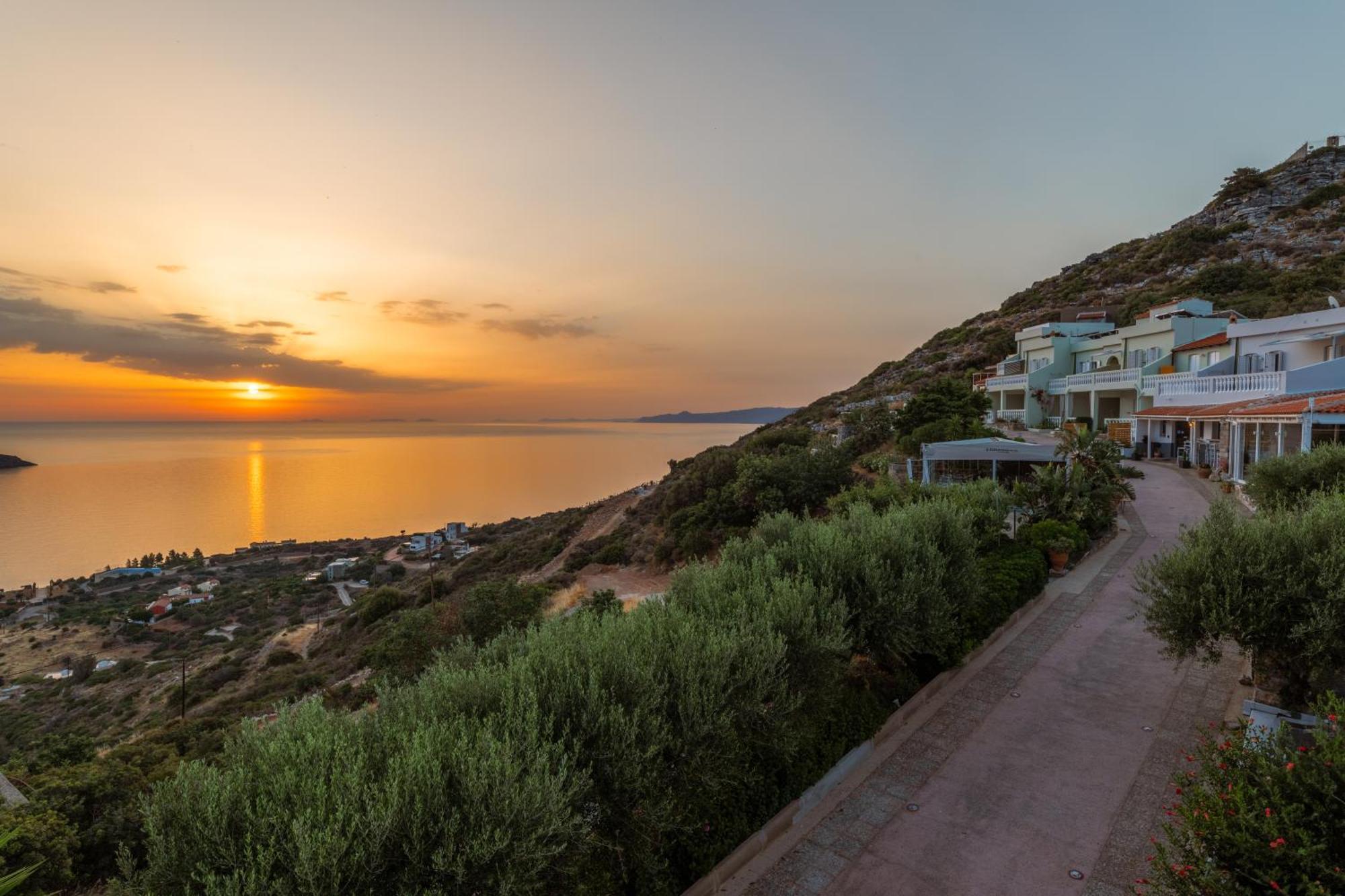 إيلوندا Adrakos Apartments (Adults Only) المظهر الخارجي الصورة